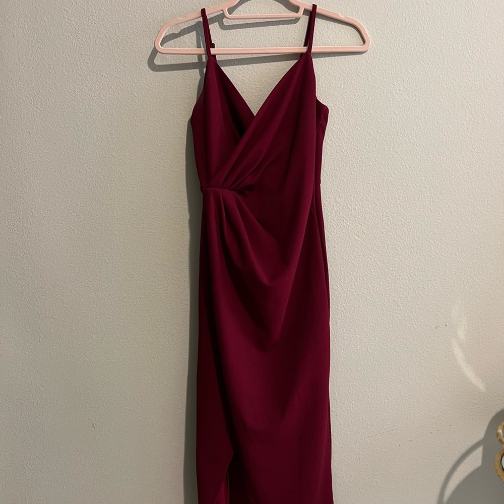 Elegant Burgundy Women's Midi Dress